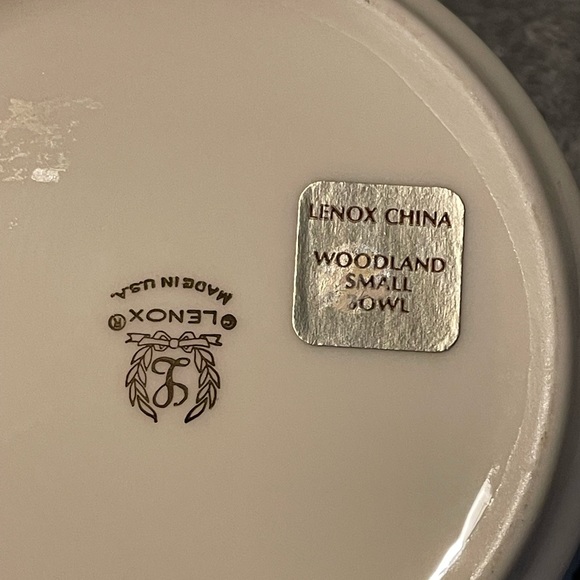 Lenox wine bottle coaster. - Picture 4 of 6